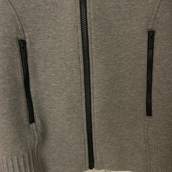 Lululemon Womens NTS Jacket Size 4 Gray Athletic Gym Stretch Breathable Soft - Picture 4 of 14